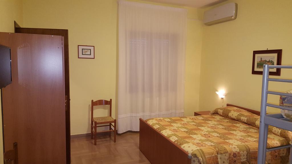 Villa Erry Trani Bagian luar foto
