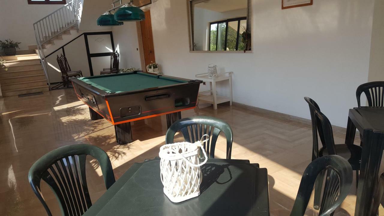 Villa Erry Trani Bagian luar foto
